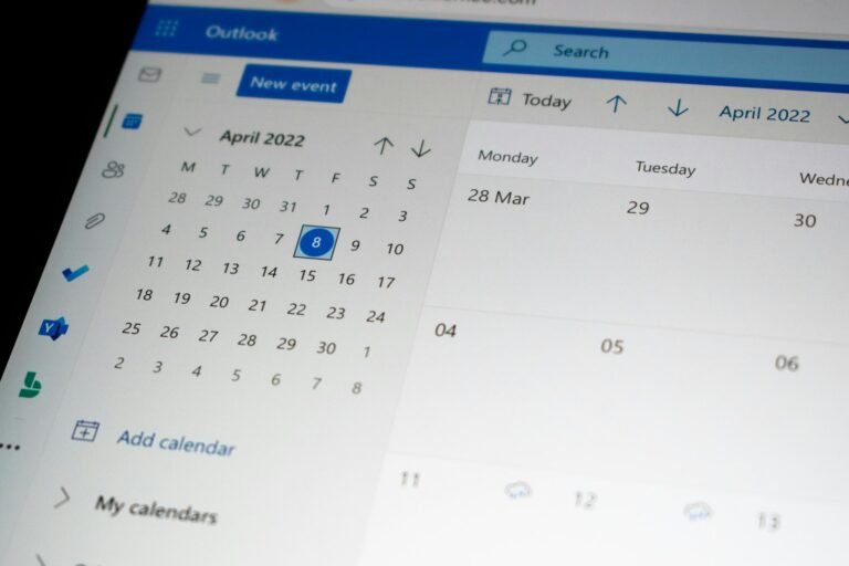 Écran d’ordinateur affichant un calendrier de travail